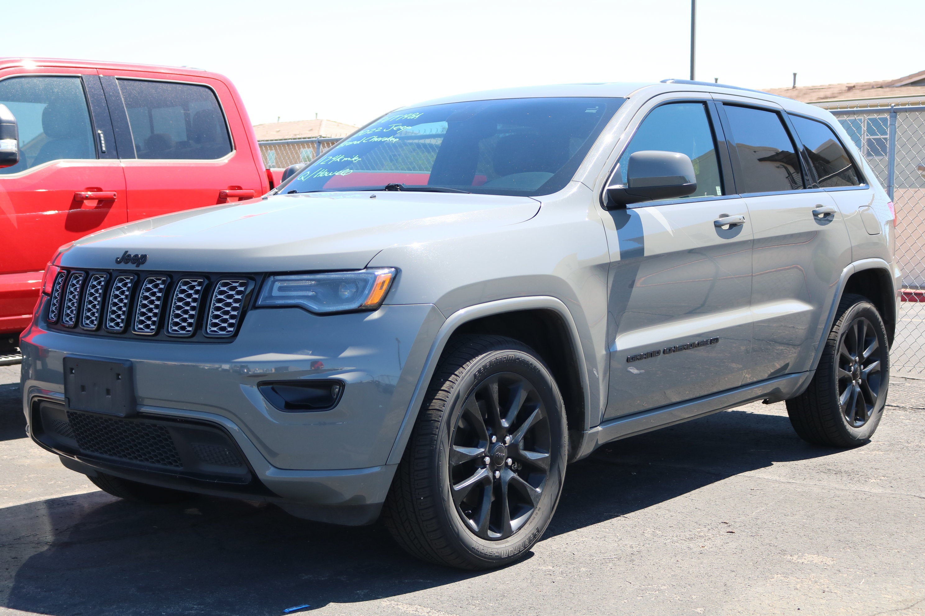 2022 Jeep Grand Cherokee WK Laredo E