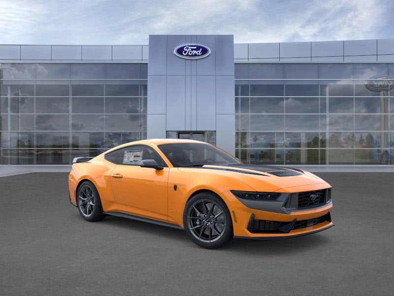 2026 Ford Mustang Dark Horse