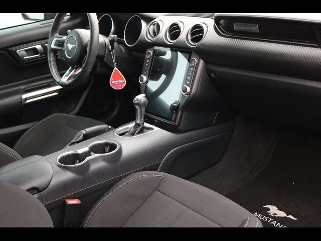 2022 Ford Mustang EcoBoost