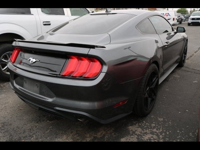 2022 Ford Mustang EcoBoost