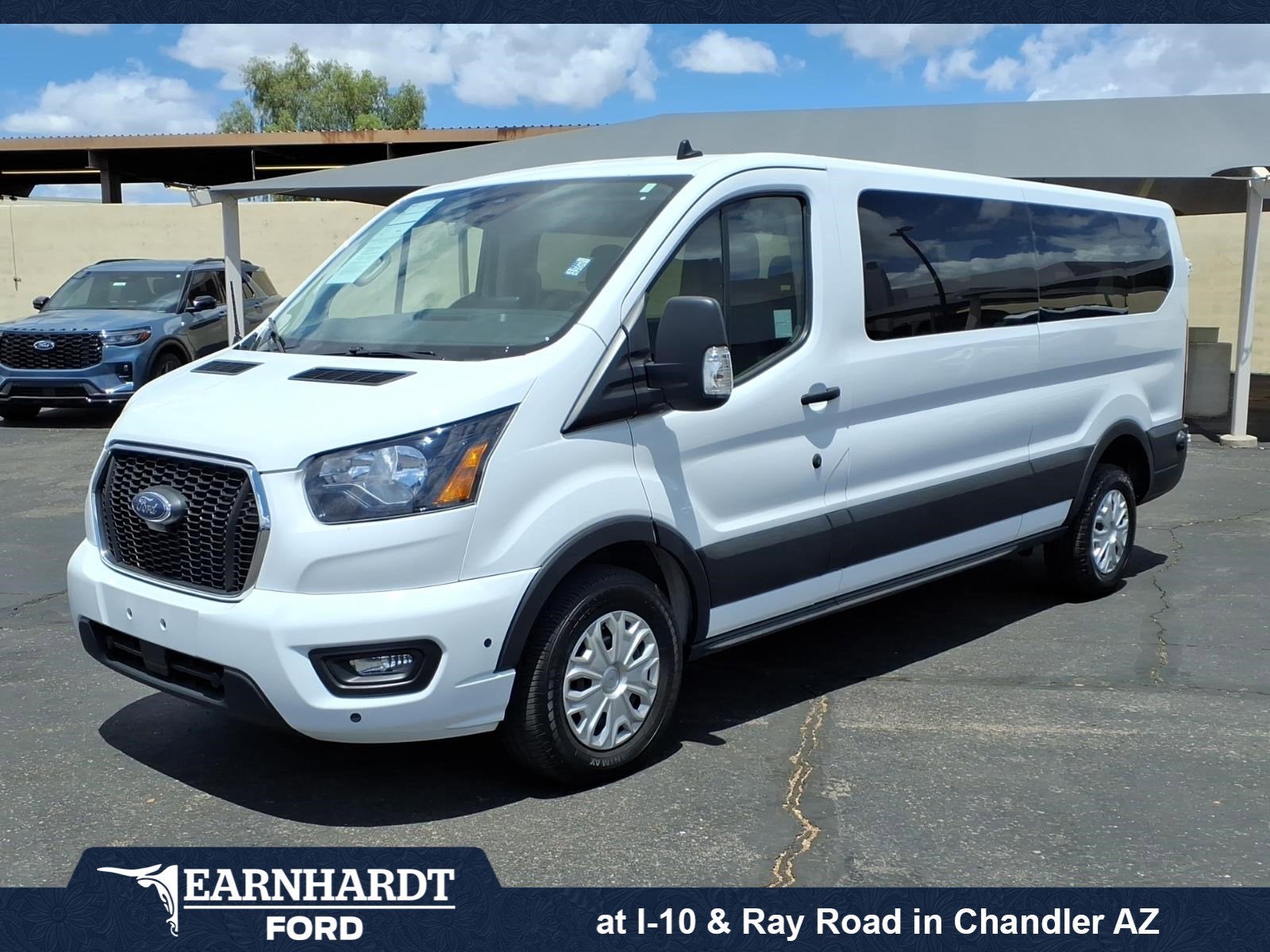 2024 Ford Transit Passenger Wagon XLT