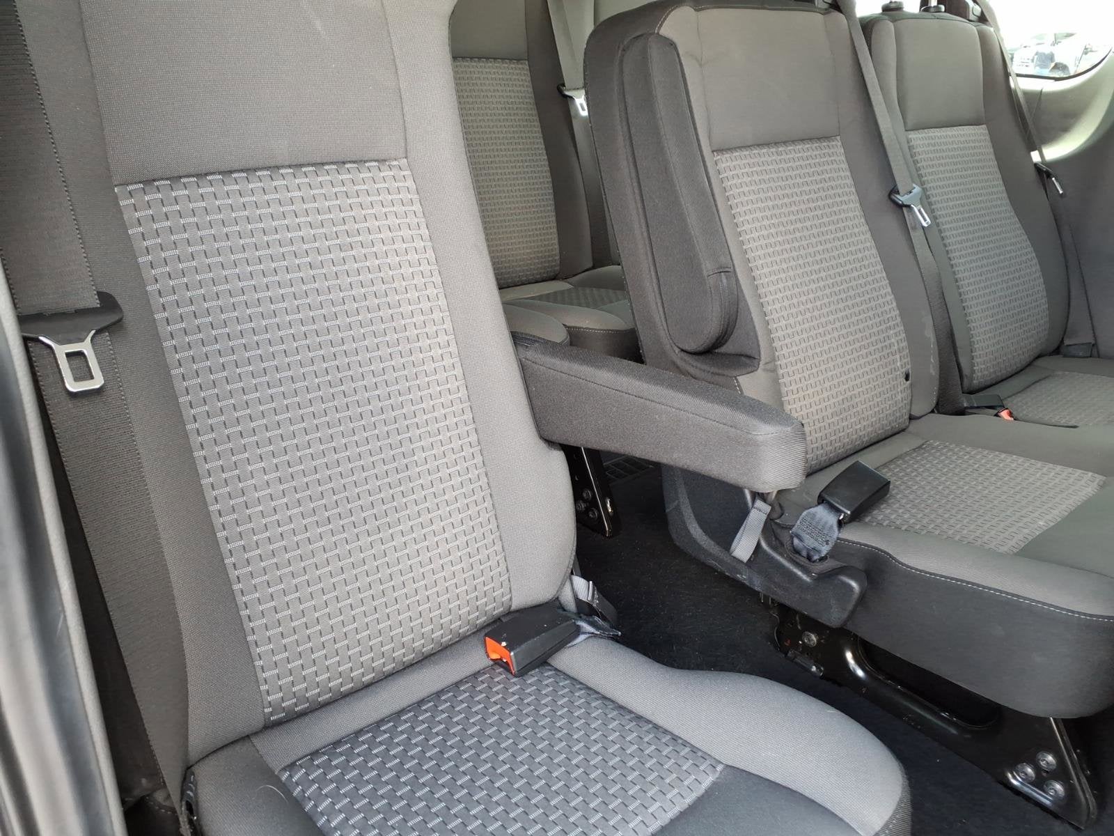 2024 Ford Transit Passenger Wagon XLT