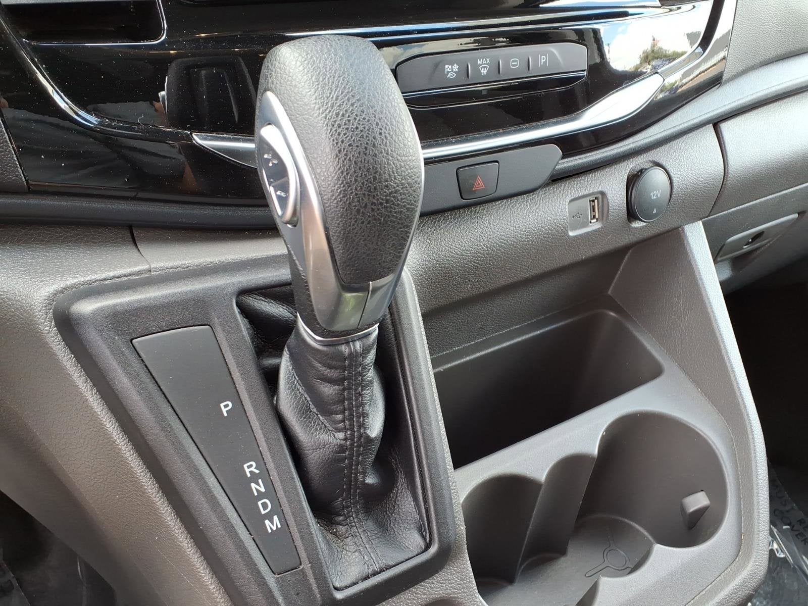 2024 Ford Transit Passenger Wagon XLT