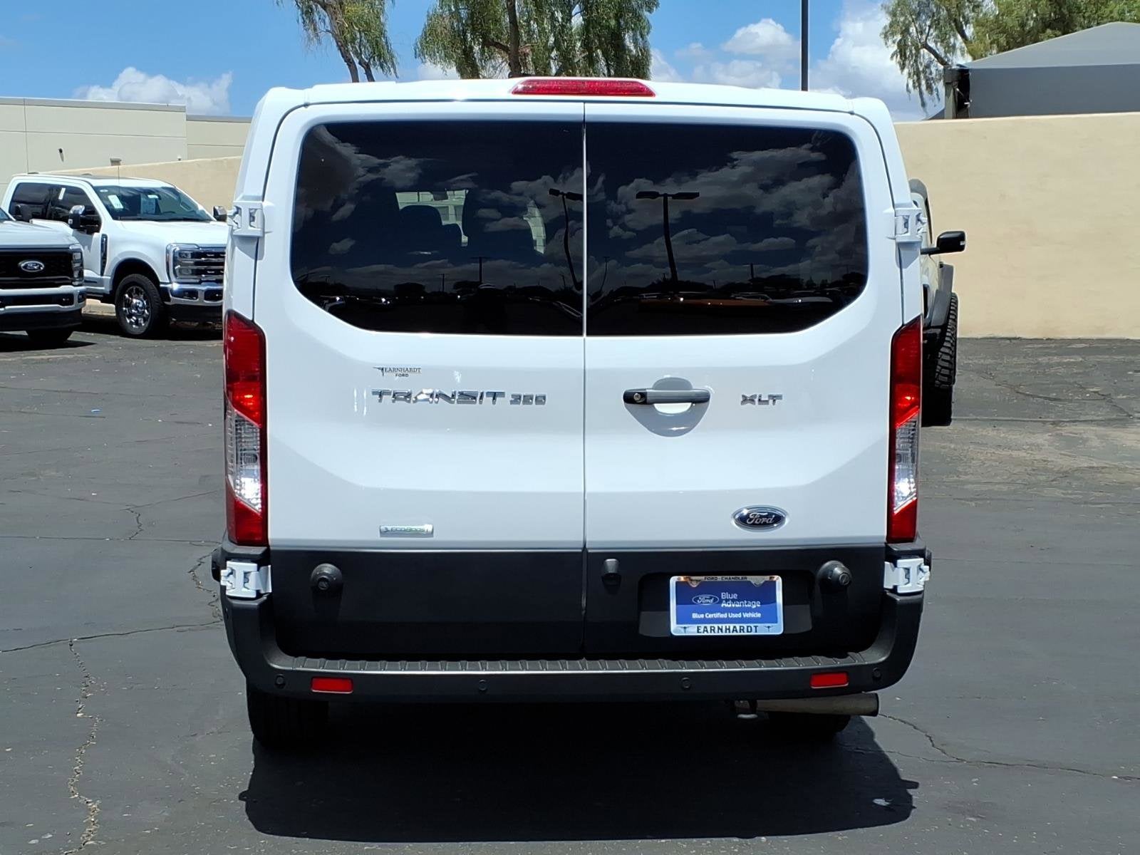 2024 Ford Transit Passenger Wagon XLT