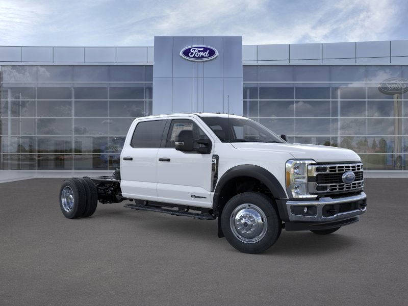 2025 Ford Super Duty F-450 DRW XLT