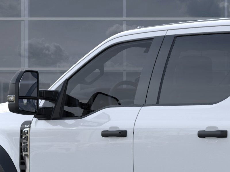 2025 Ford Super Duty F-450 DRW XLT