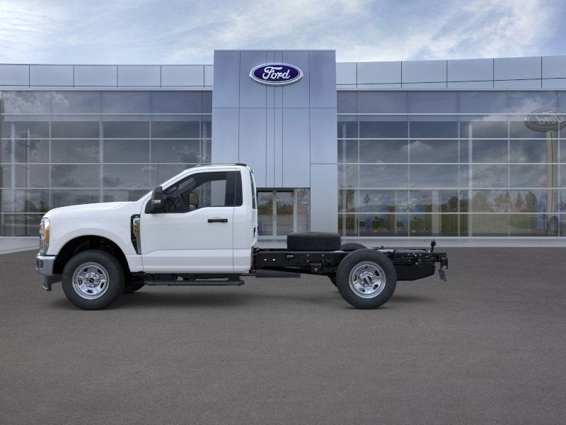 2025 Ford Super Duty F-350 SRW XL