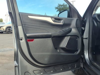 2022 Ford Escape SE Hybrid