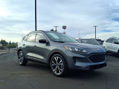 2022 Ford Escape SE Hybrid