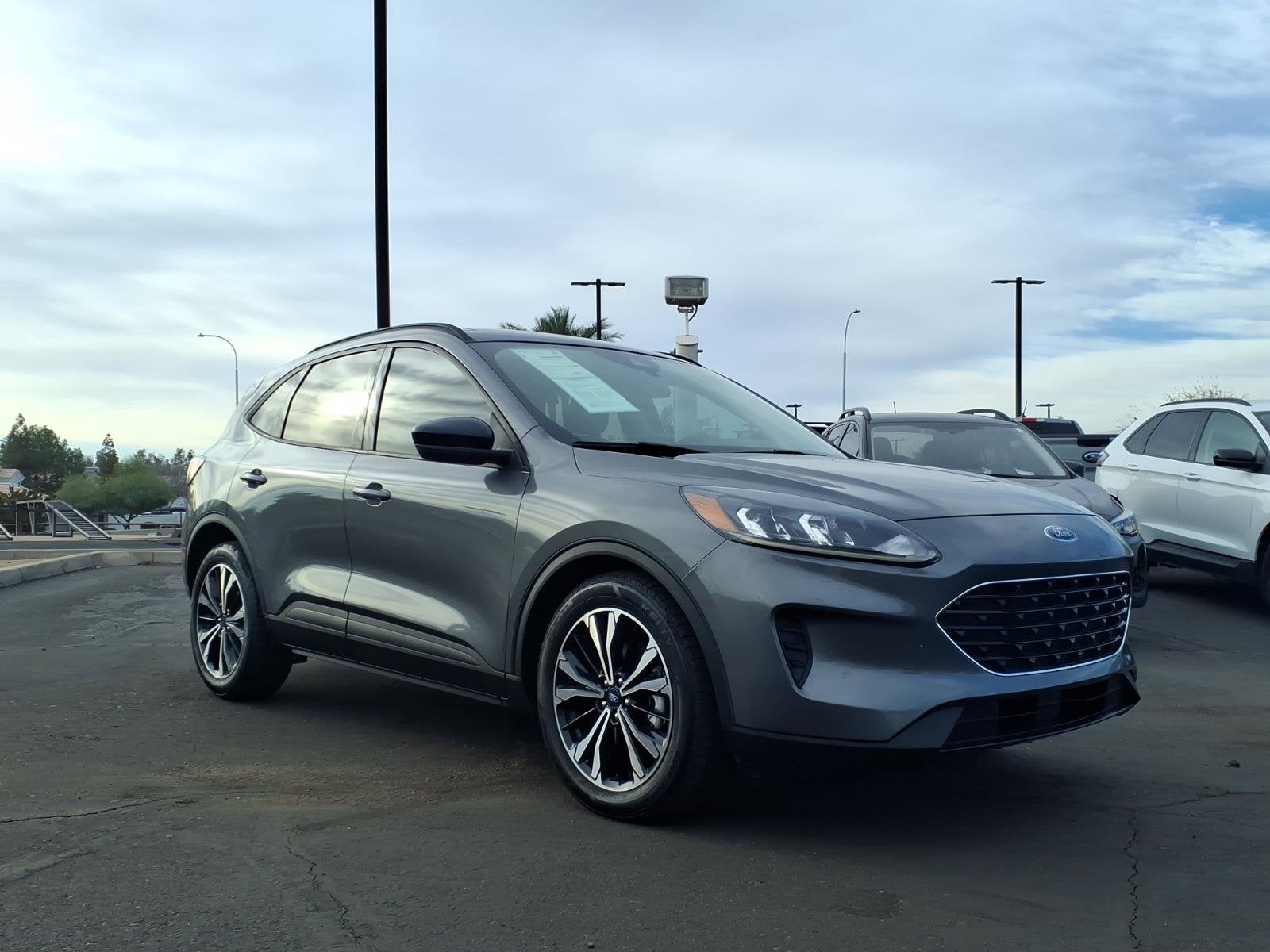 2022 Ford Escape SE Hybrid