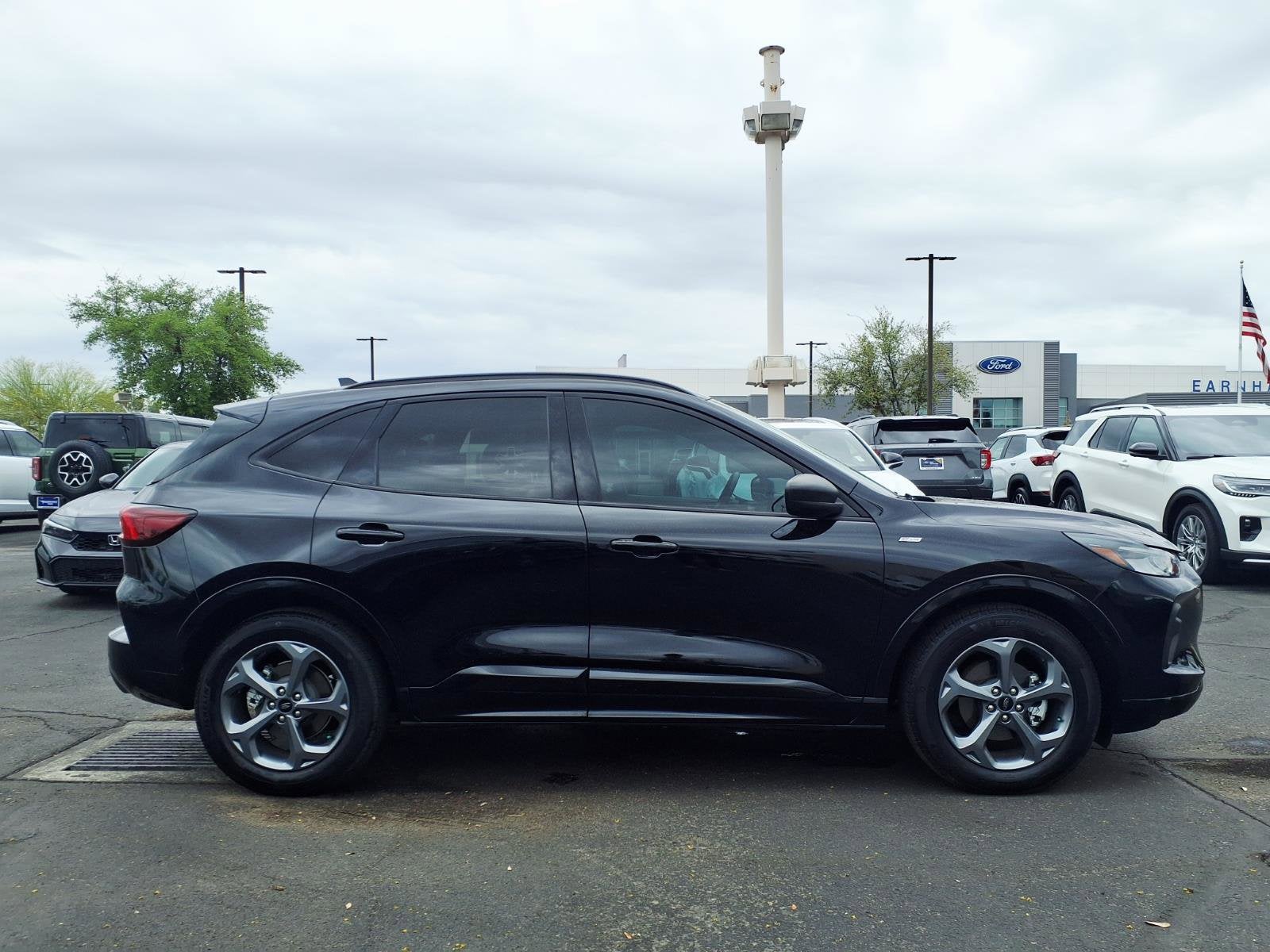 2024 Ford Escape ST-Line