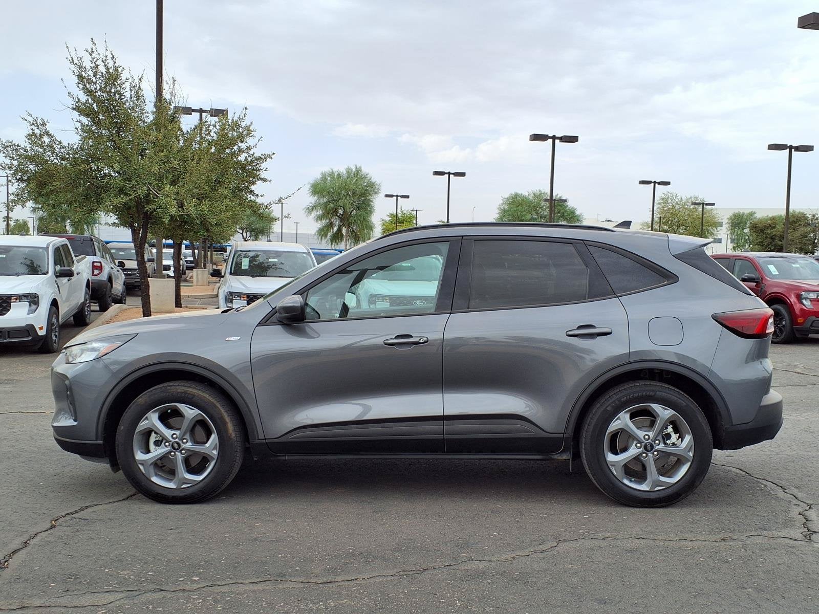 2025 Ford Escape ST-Line Select