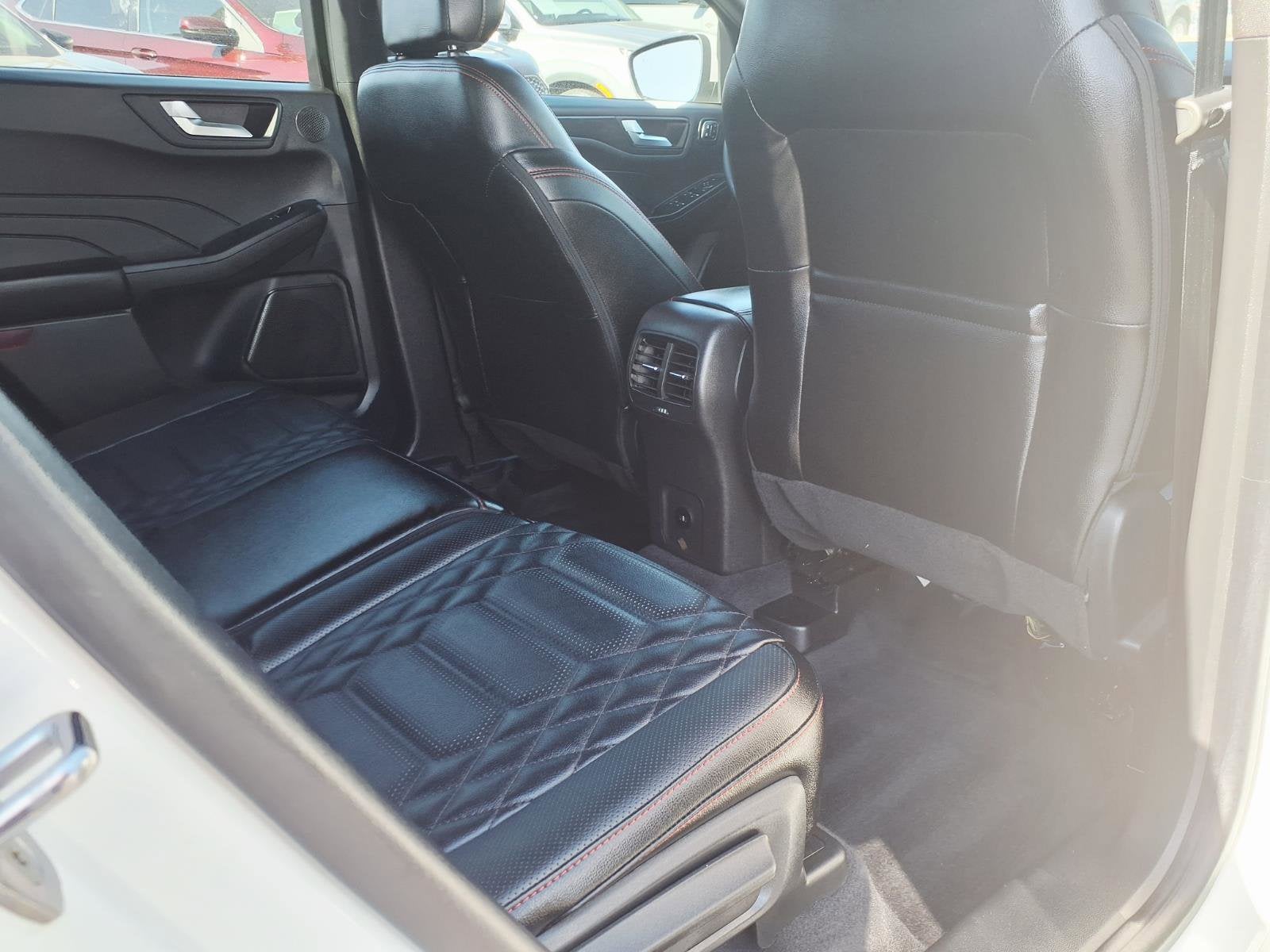 2024 Ford Escape ST-Line Elite