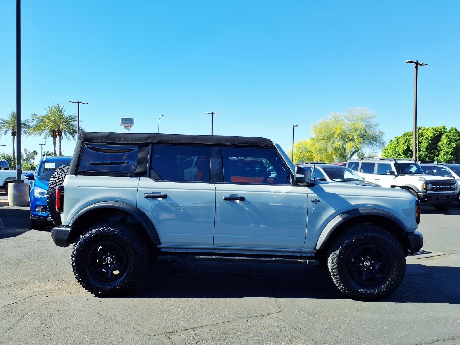 2023 Ford Bronco Base