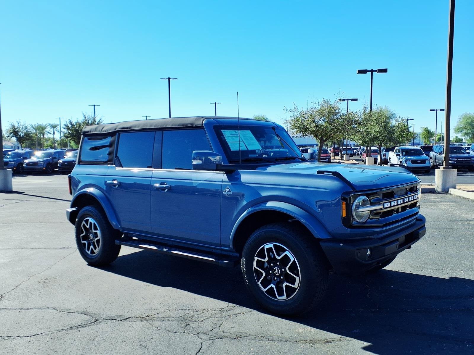 2024 Ford Bronco Outer Banks
