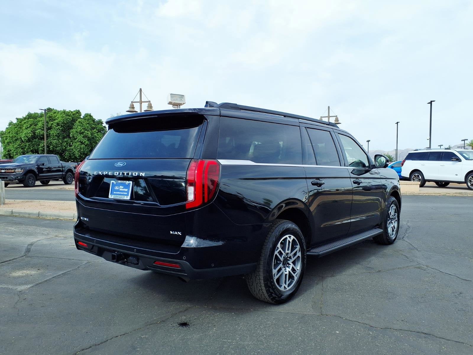 2025 Ford Expedition Max Active