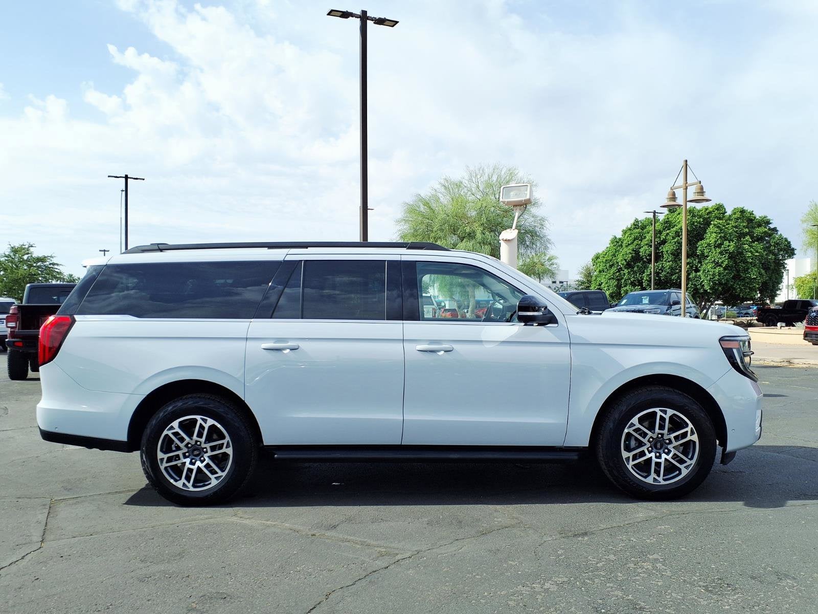 2025 Ford Expedition Max Active