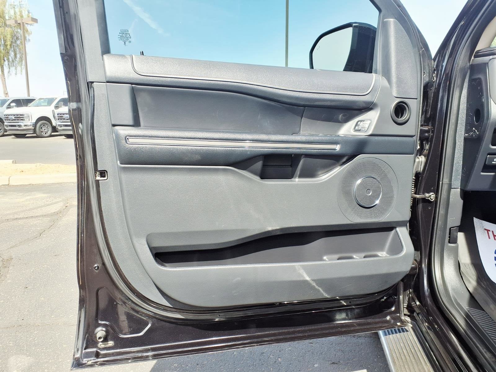2023 Ford Expedition XLT