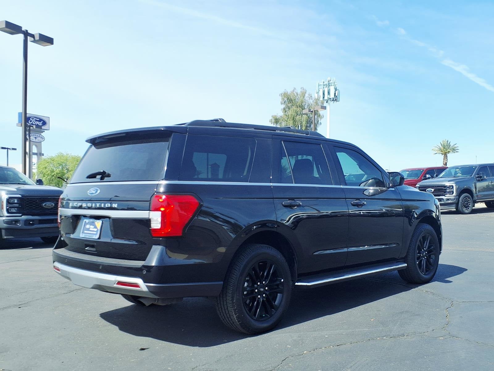 2023 Ford Expedition XLT