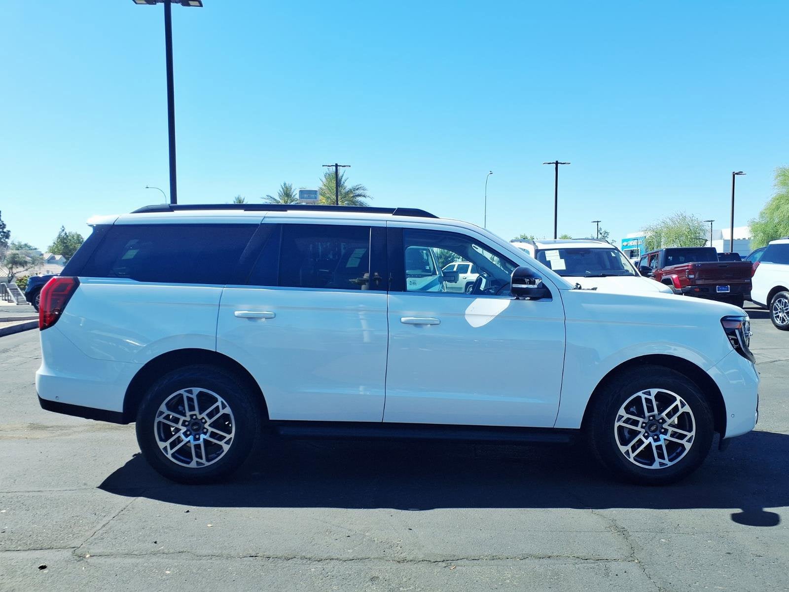 2025 Ford Expedition Active