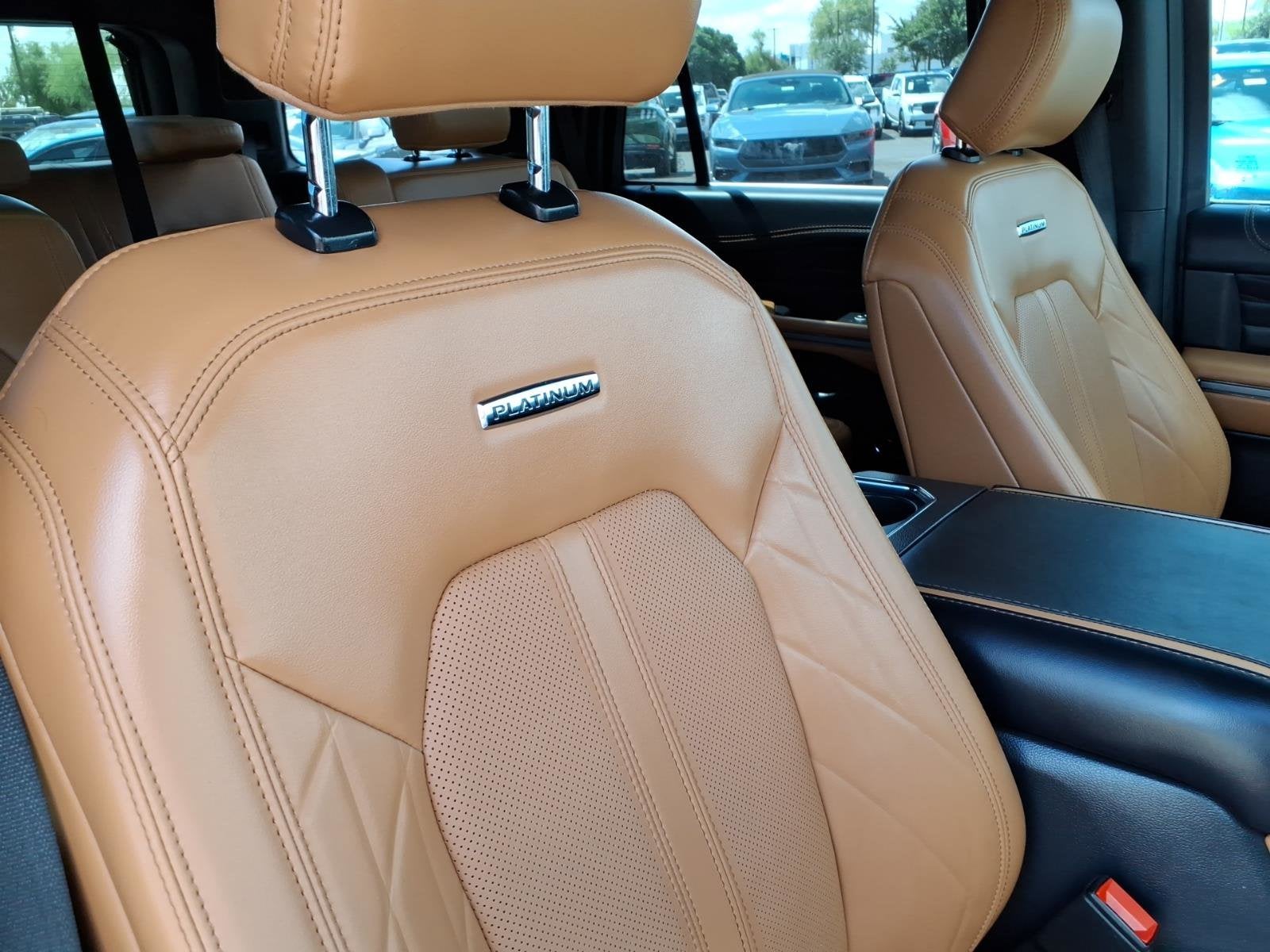 2024 Ford Expedition Platinum