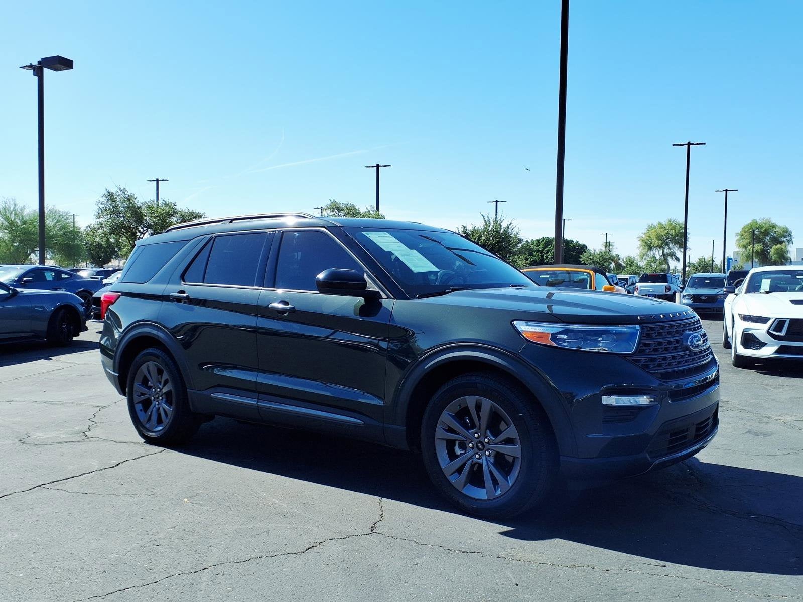 2024 Ford Explorer XLT