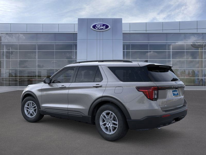 2026 Ford Explorer XLT