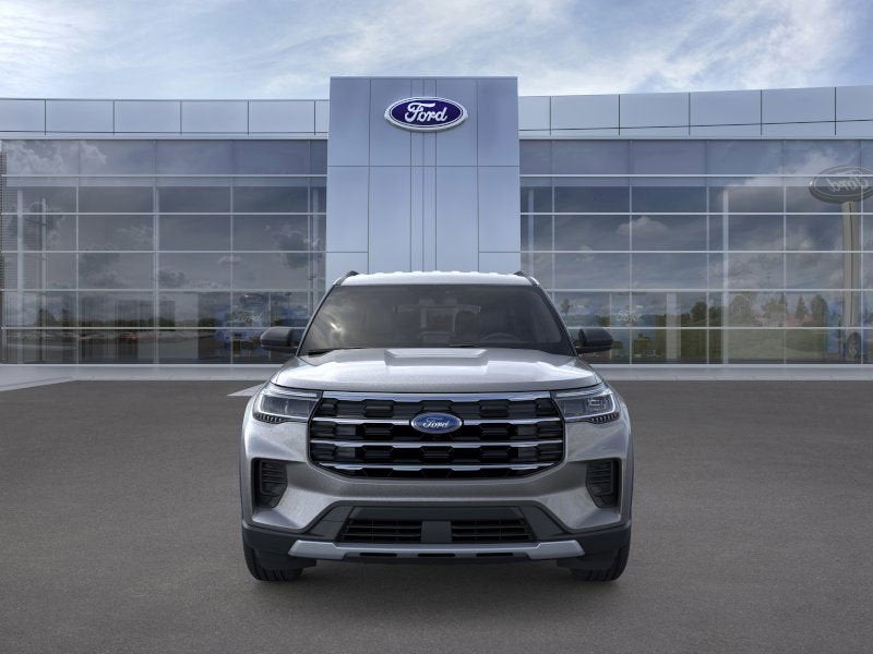 2026 Ford Explorer XLT