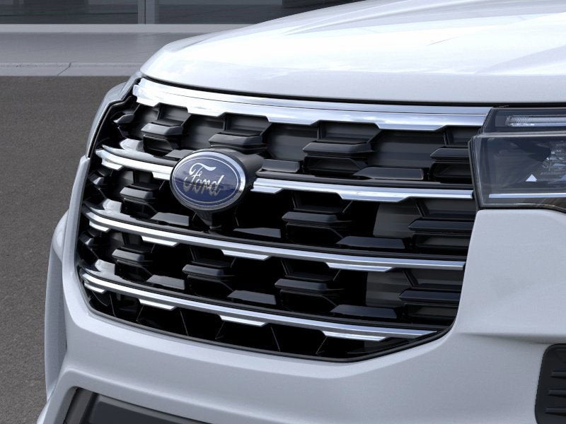 2026 Ford Explorer XLT