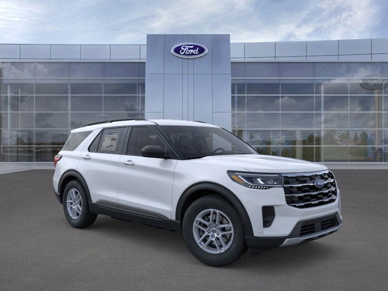 2026 Ford Explorer XLT