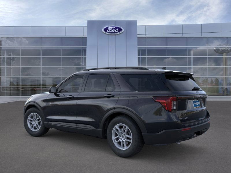 2026 Ford Explorer XLT