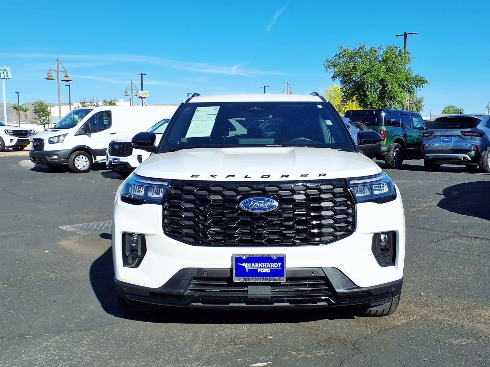 2025 Ford Explorer ST-Line