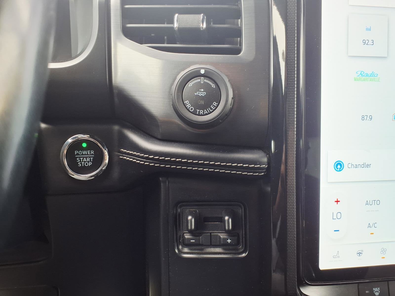 2023 Ford F-150 Lightning Platinum