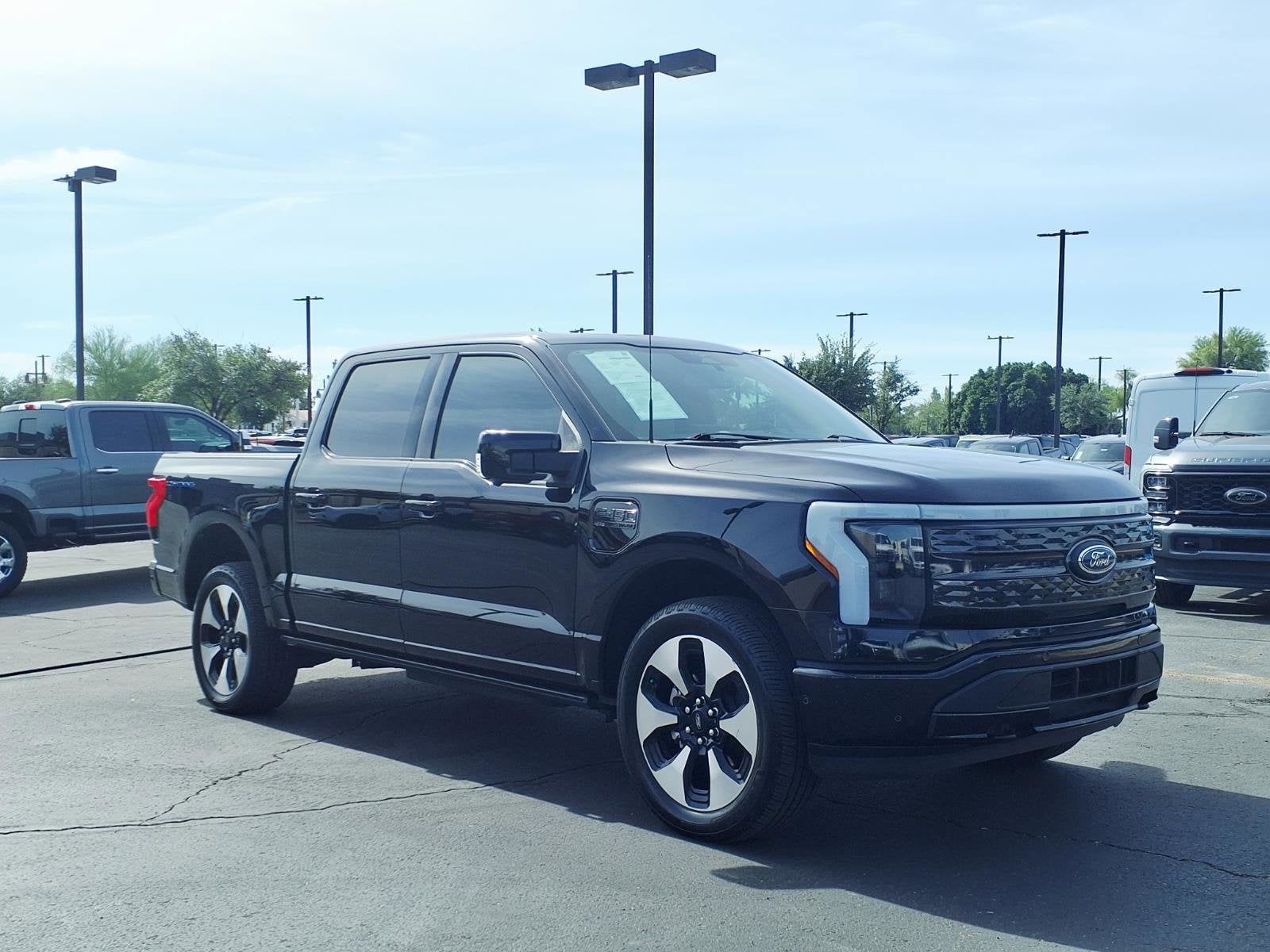 2023 Ford F-150 Lightning Platinum