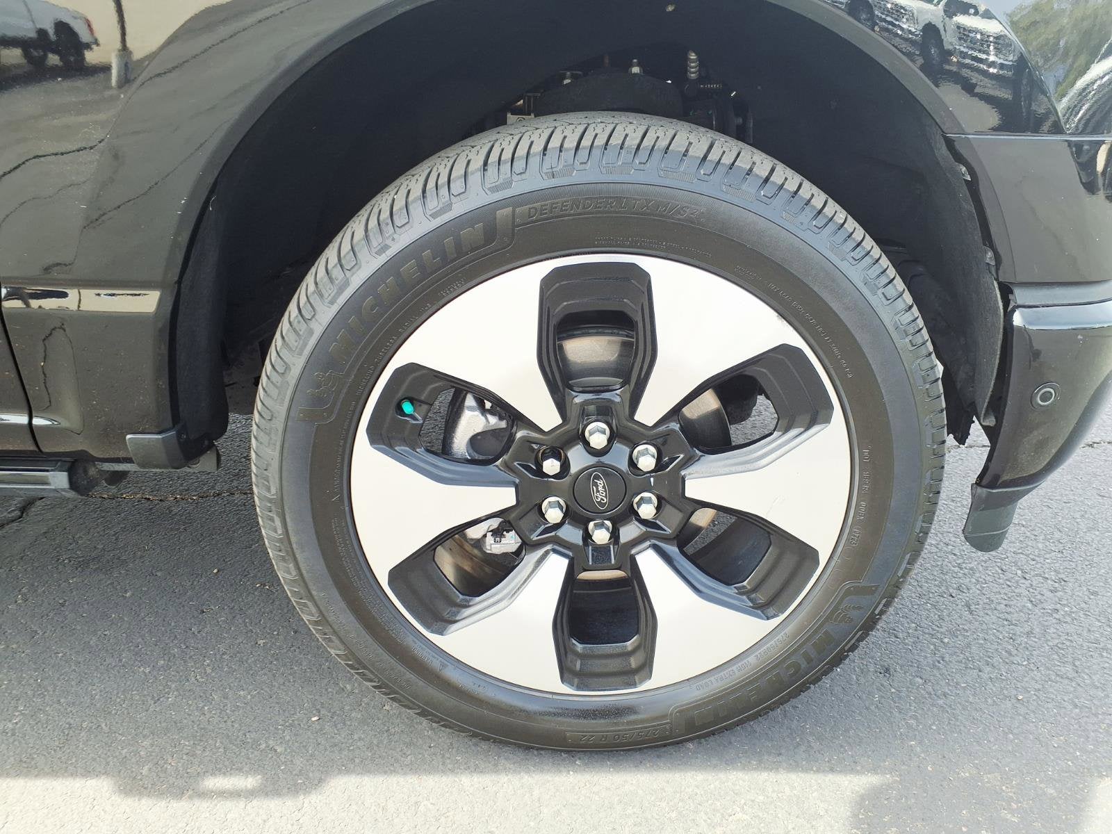 2023 Ford F-150 Lightning Platinum