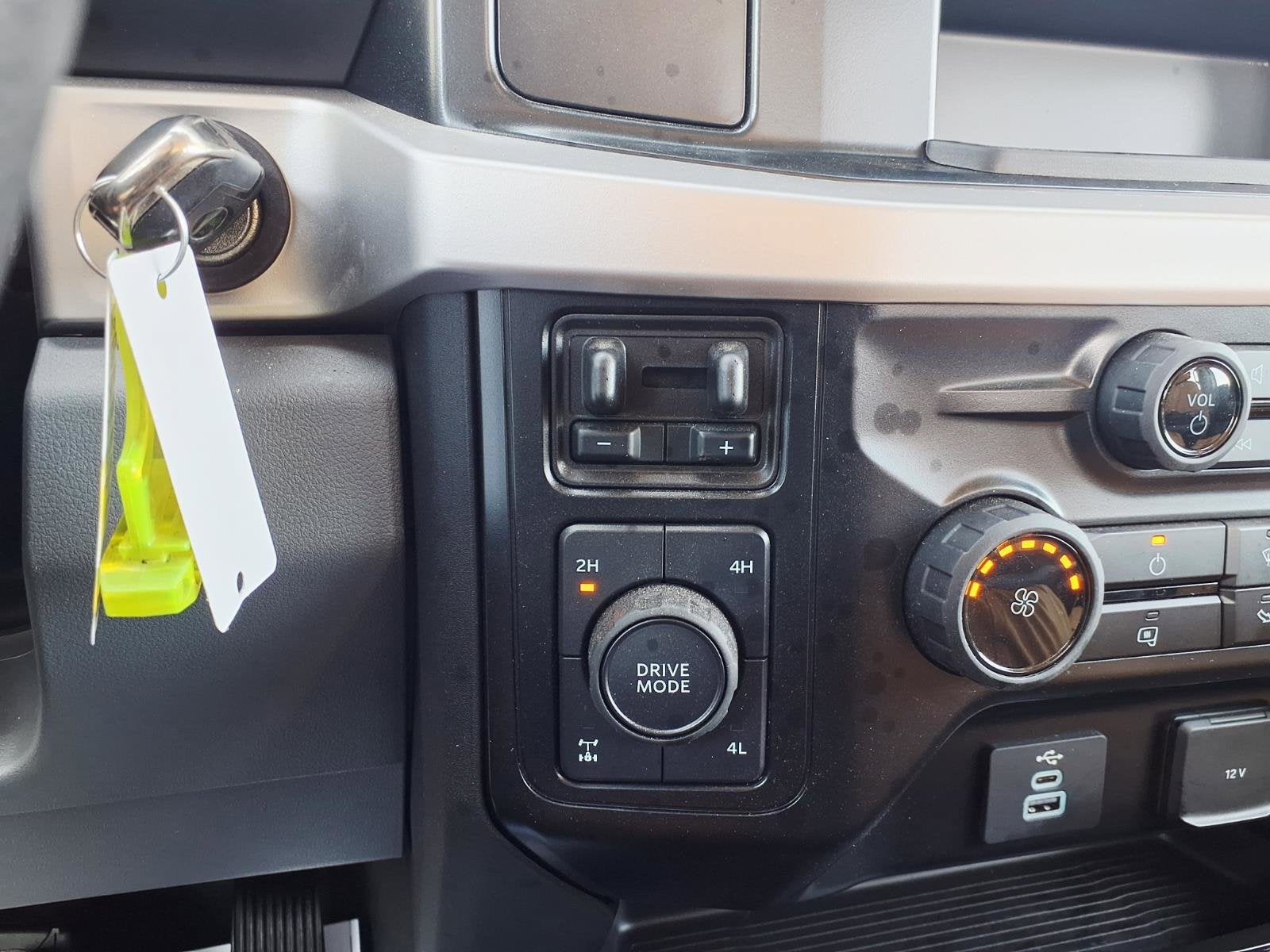 2024 Ford Super Duty F-250 SRW XL