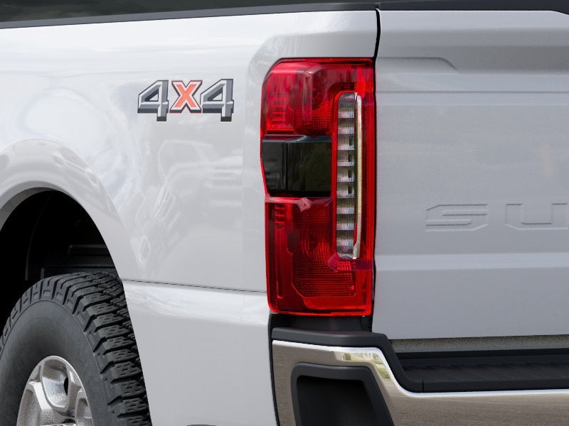 2027 Ford Super Duty F-250 SRW XLT