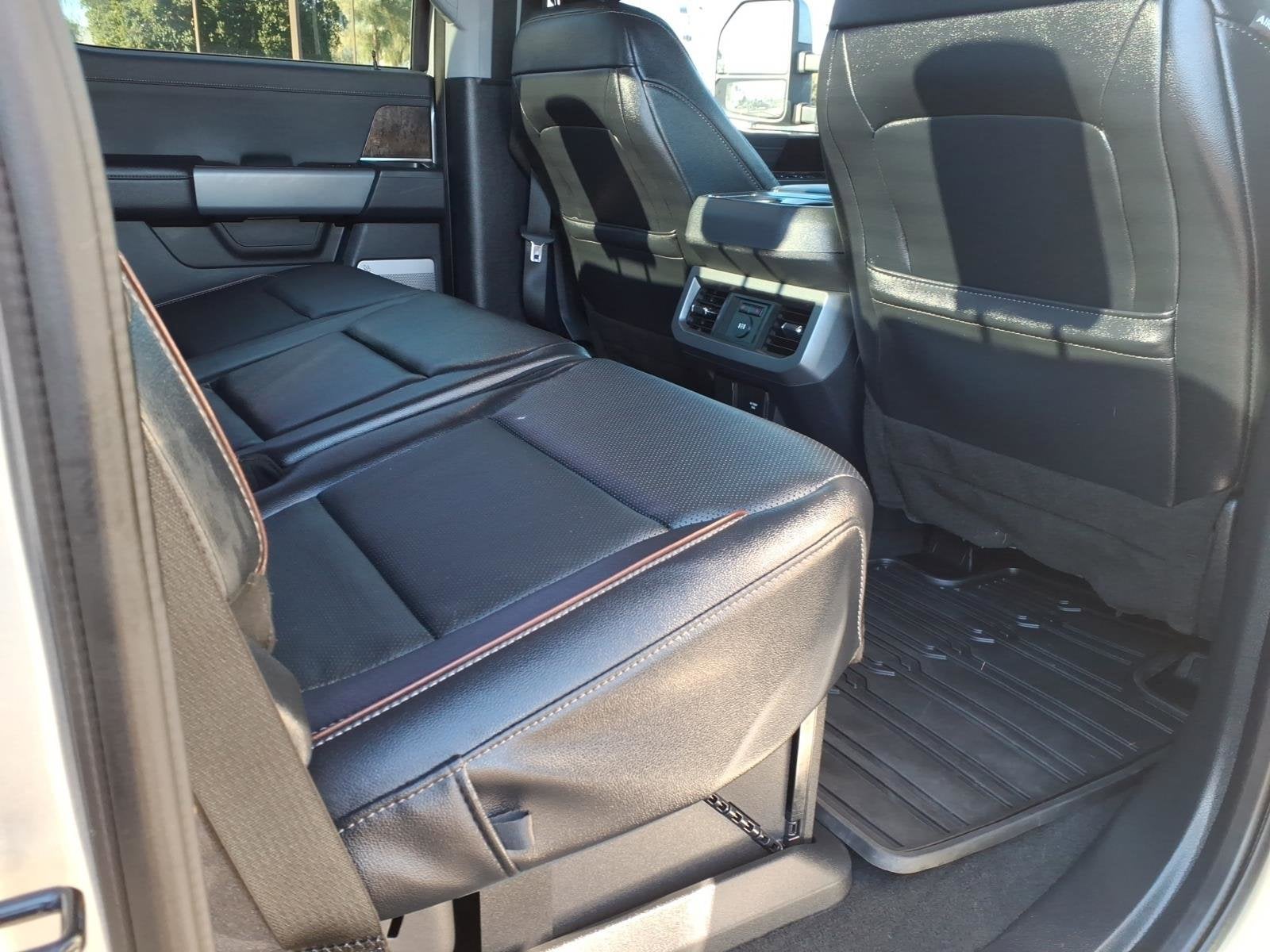 2023 Ford Super Duty F-250 SRW LARIAT