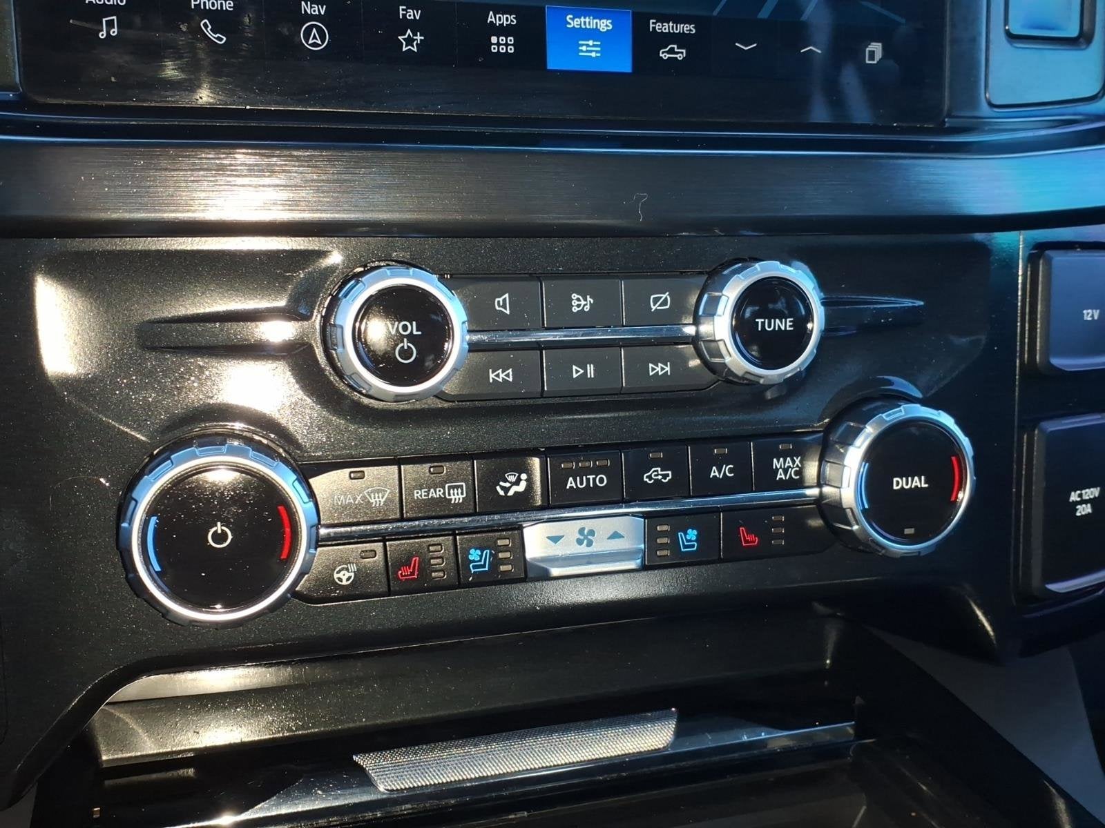 2023 Ford Super Duty F-250 SRW LARIAT