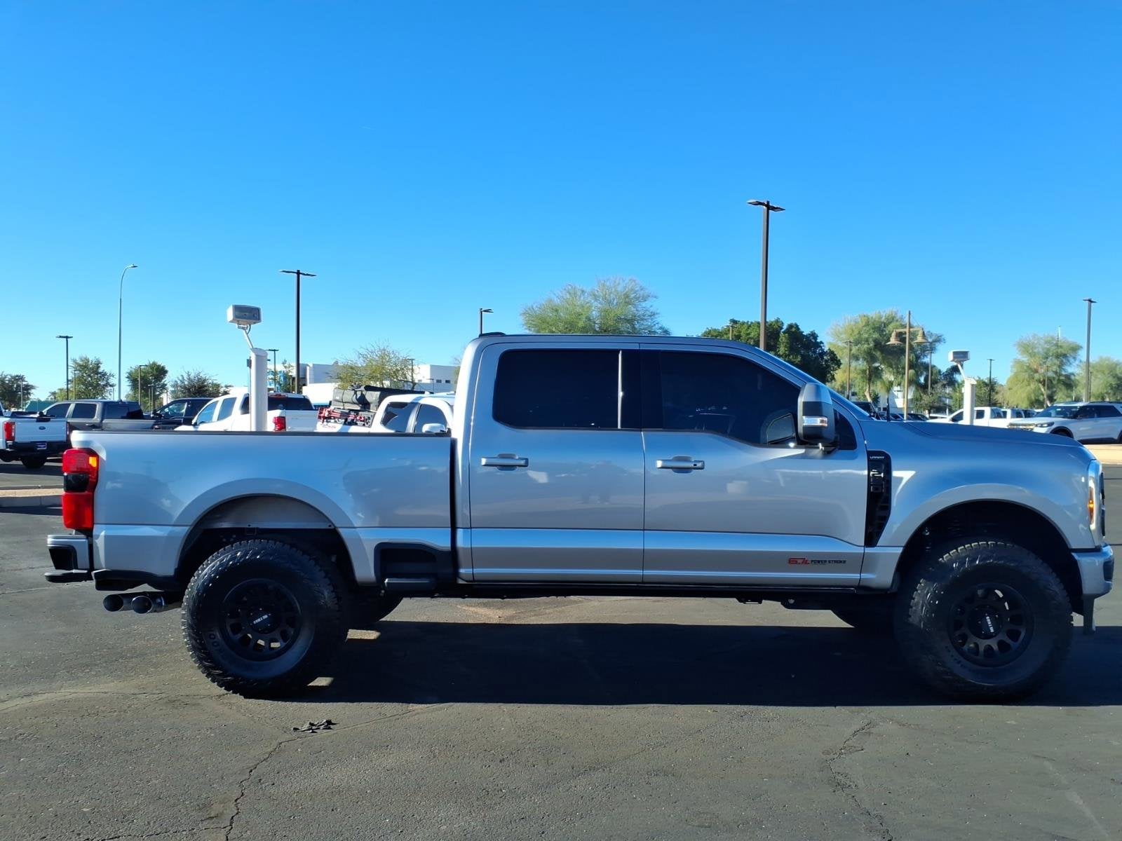 2023 Ford Super Duty F-250 SRW LARIAT