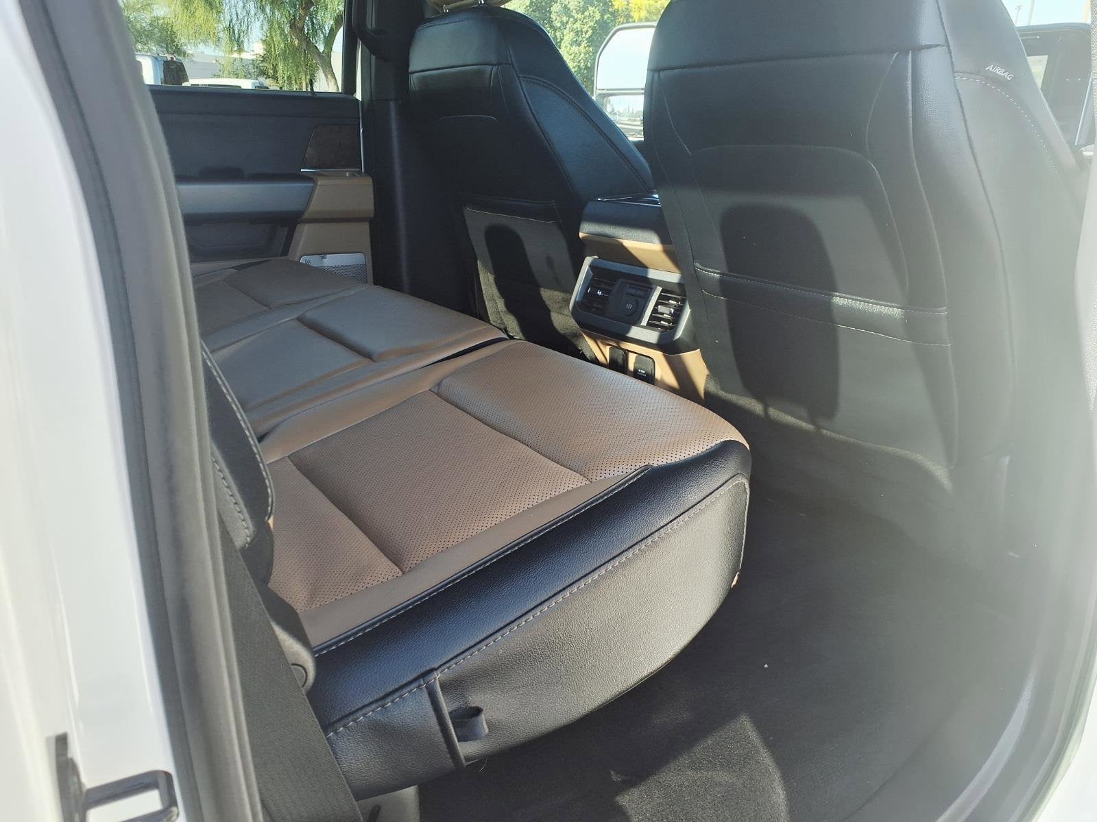 2023 Ford Super Duty F-250 SRW LARIAT