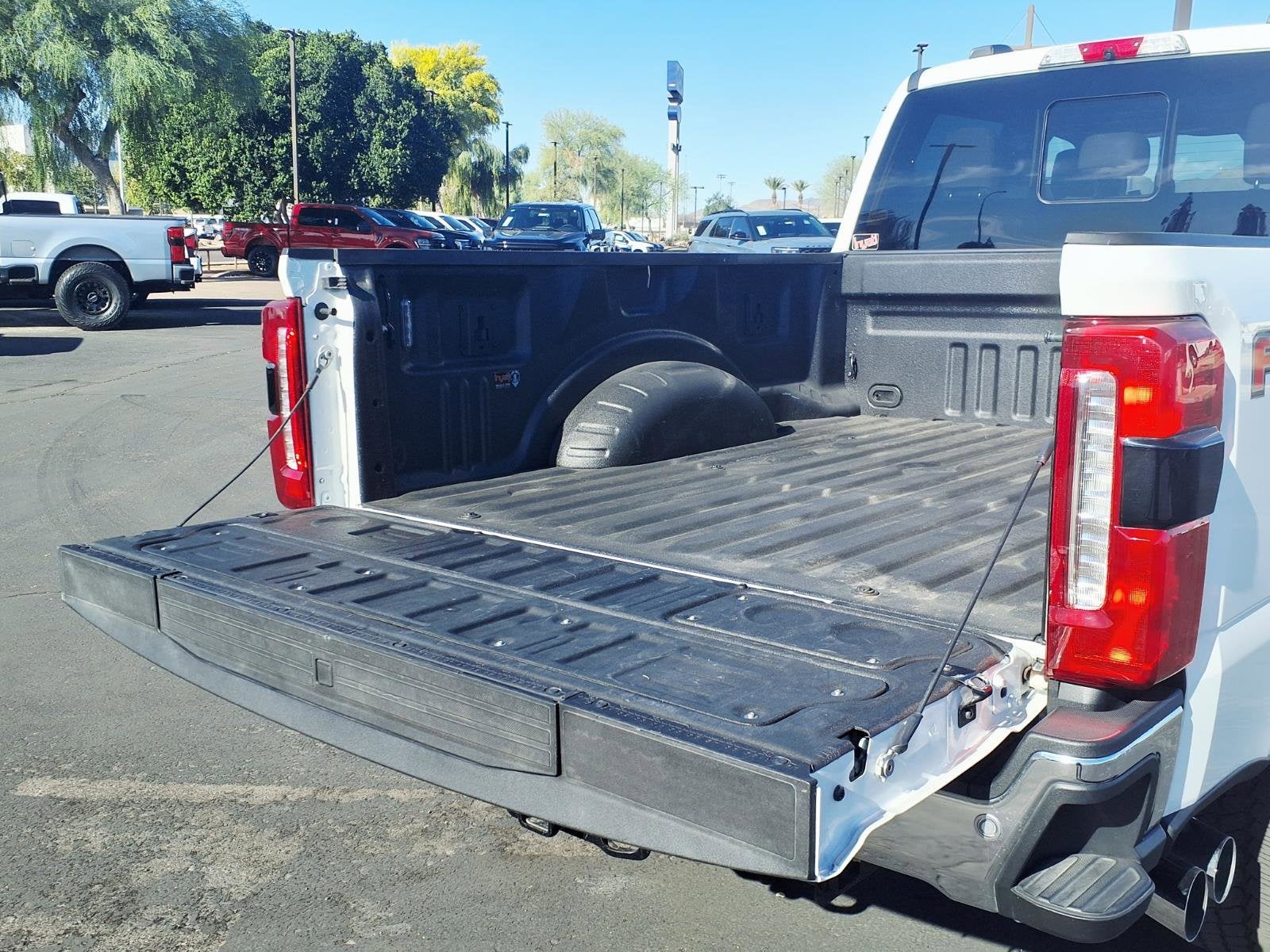 2023 Ford Super Duty F-250 SRW LARIAT