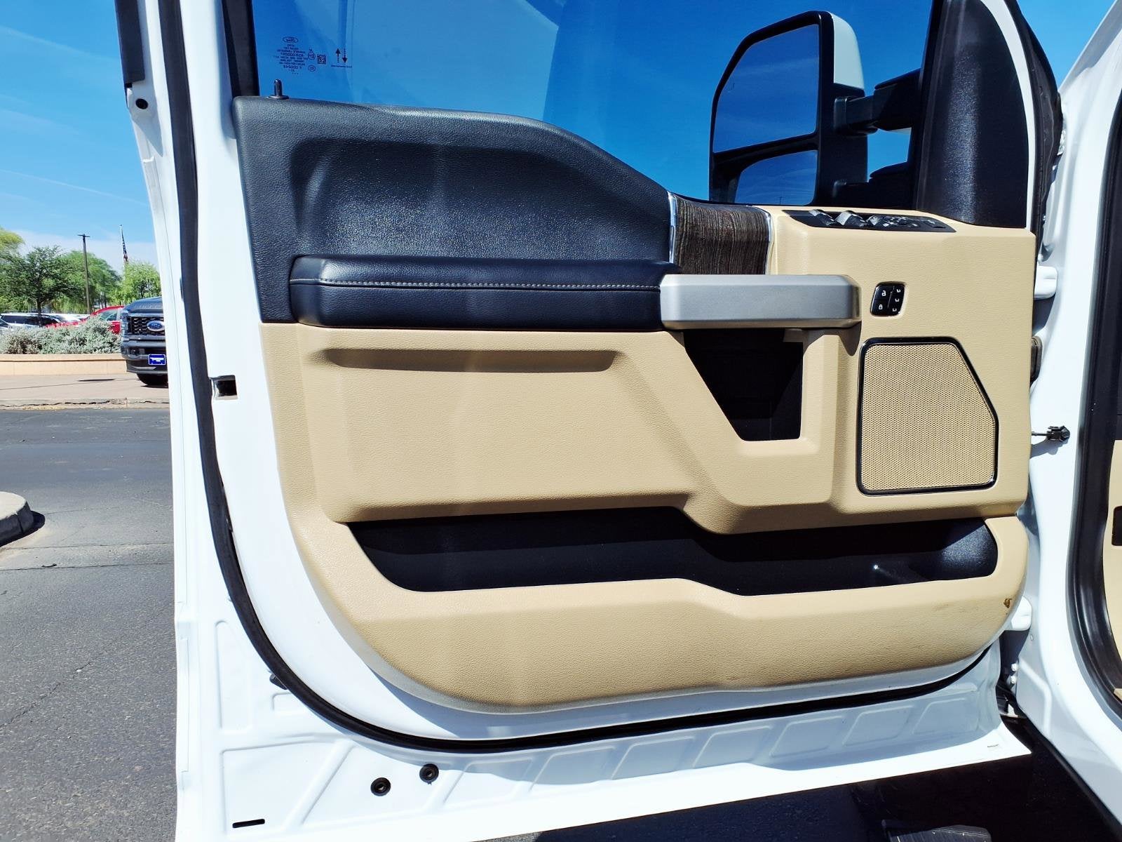 2021 Ford Super Duty F-250 SRW LARIAT