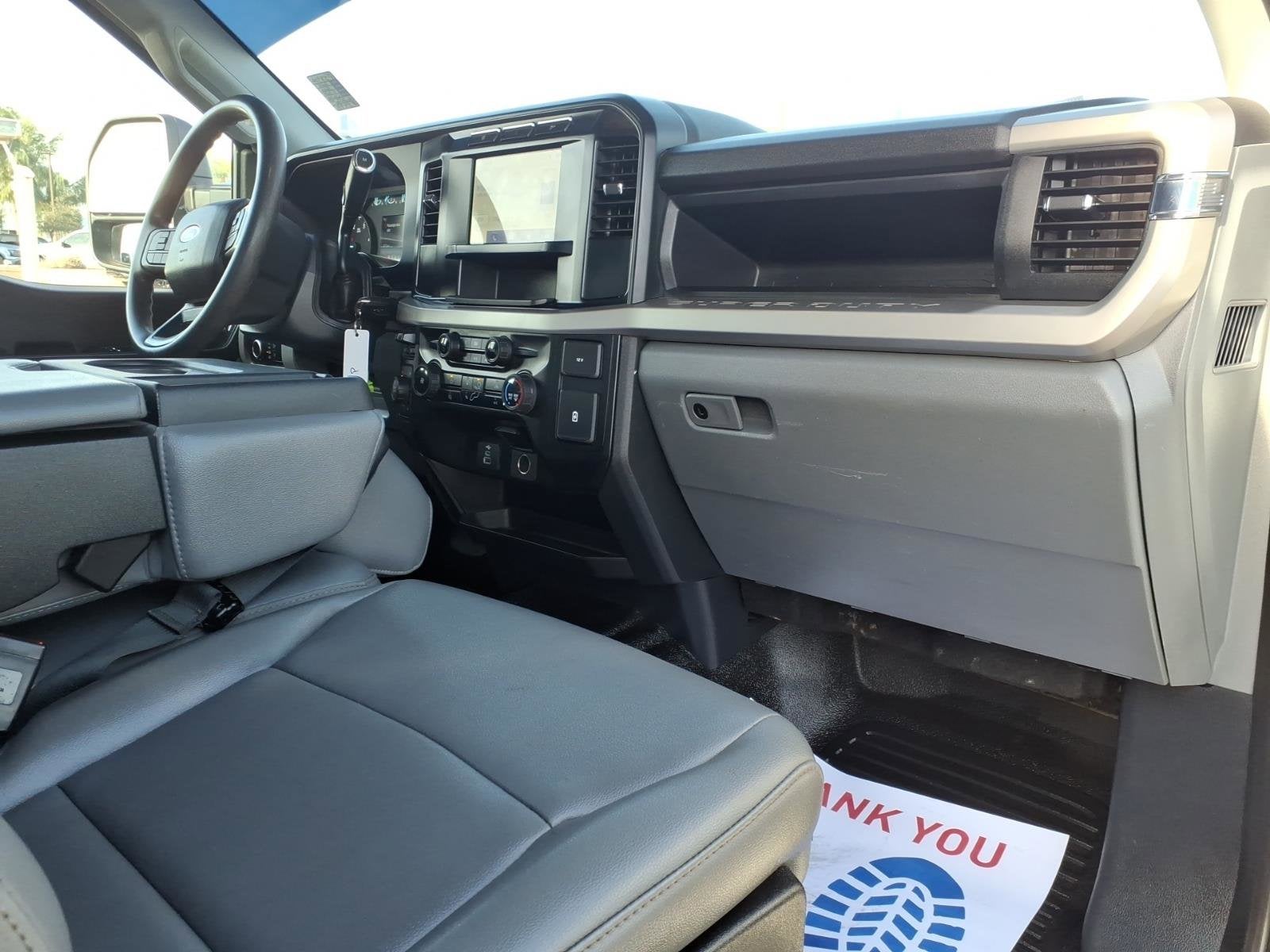 2023 Ford Super Duty F-350 SRW XL