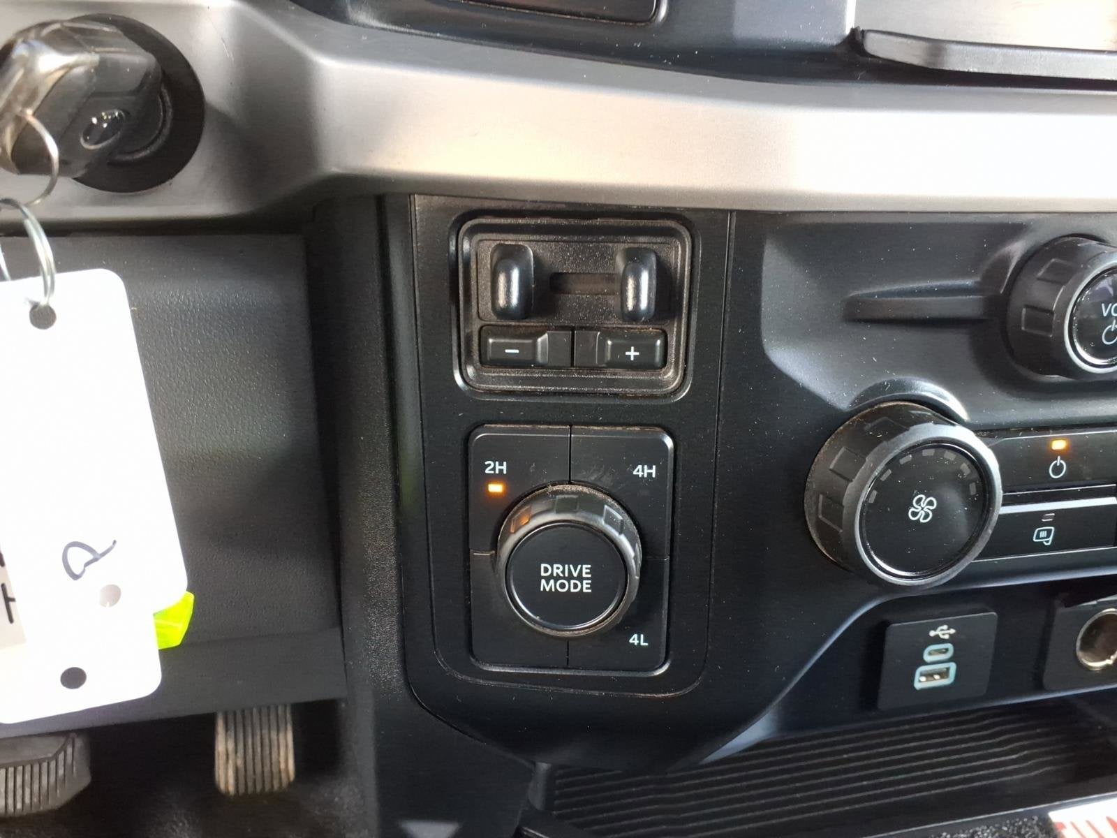 2023 Ford Super Duty F-350 SRW XL