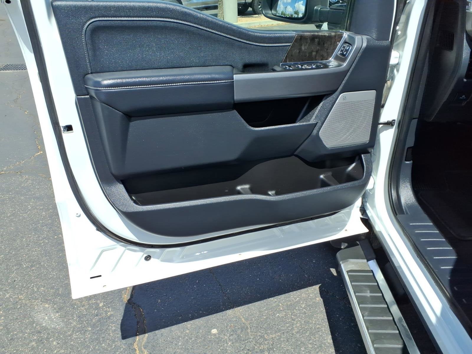 2025 Ford Super Duty F-350 SRW LARIAT