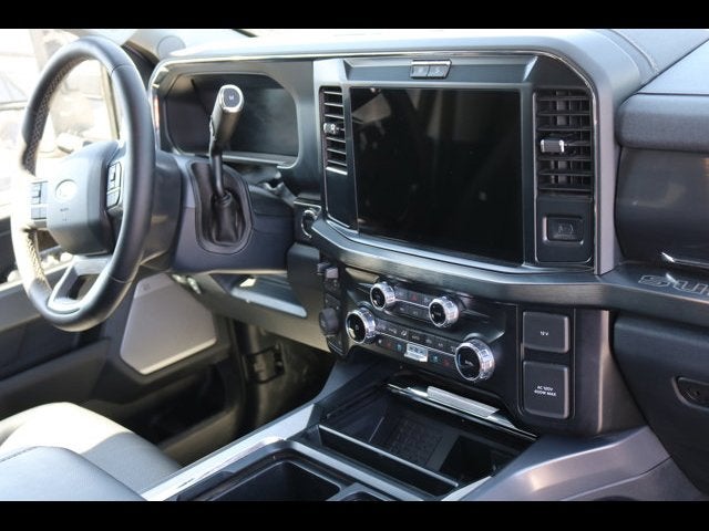 2025 Ford Super Duty F-350 SRW LARIAT