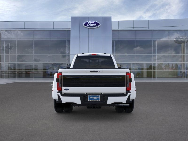 2026 Ford Super Duty F-350 DRW Platinum
