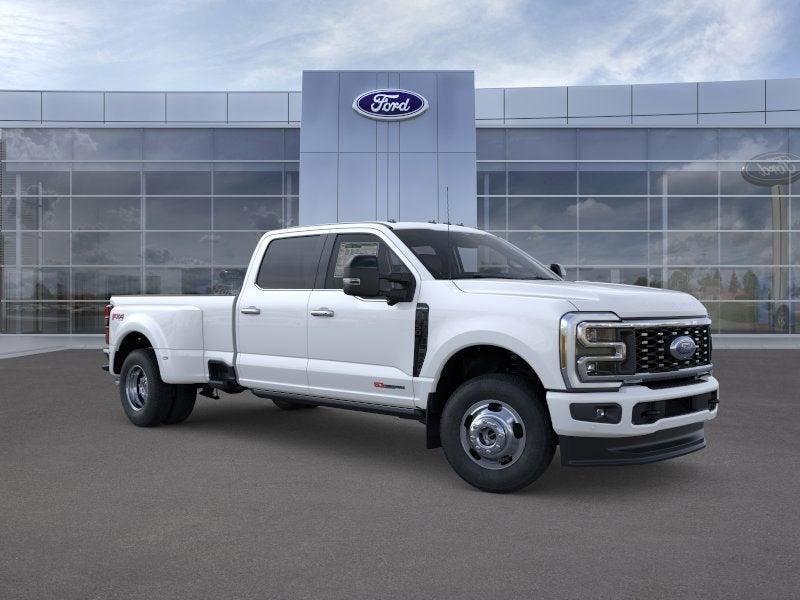 2026 Ford Super Duty F-350 DRW Platinum