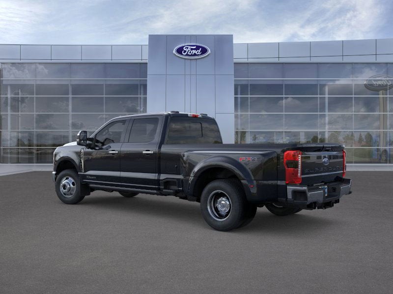 2026 Ford Super Duty F-350 DRW LARIAT
